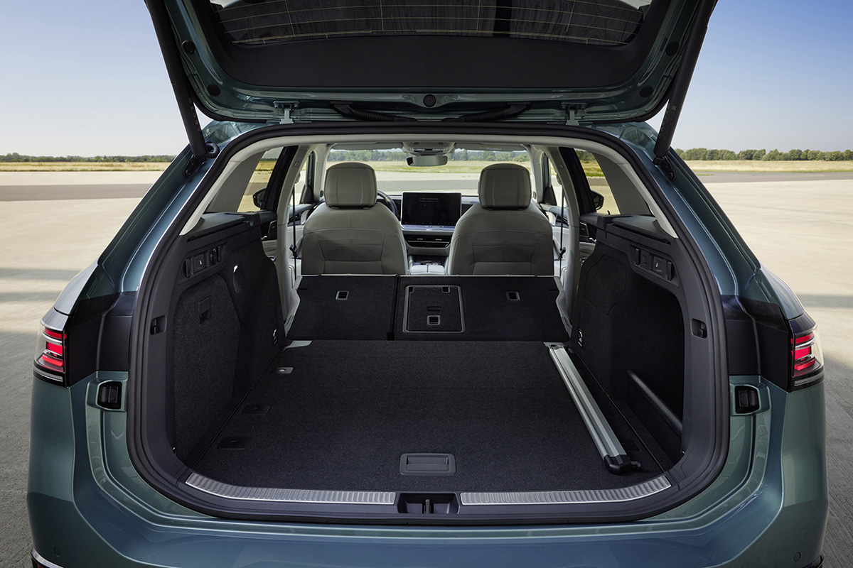 2023 Volkswagen Passat Variant