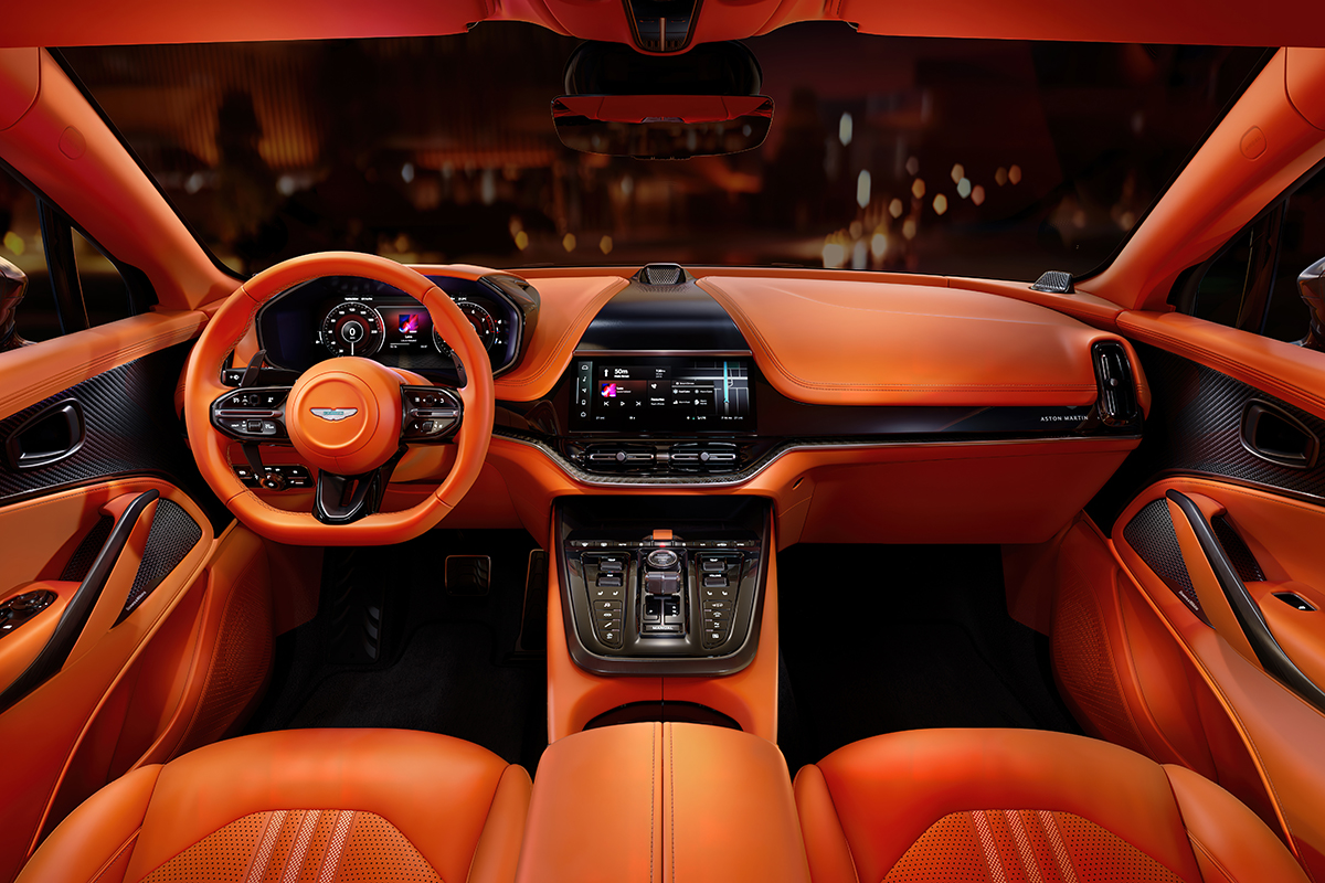 2024 Aston Martin DBX707 