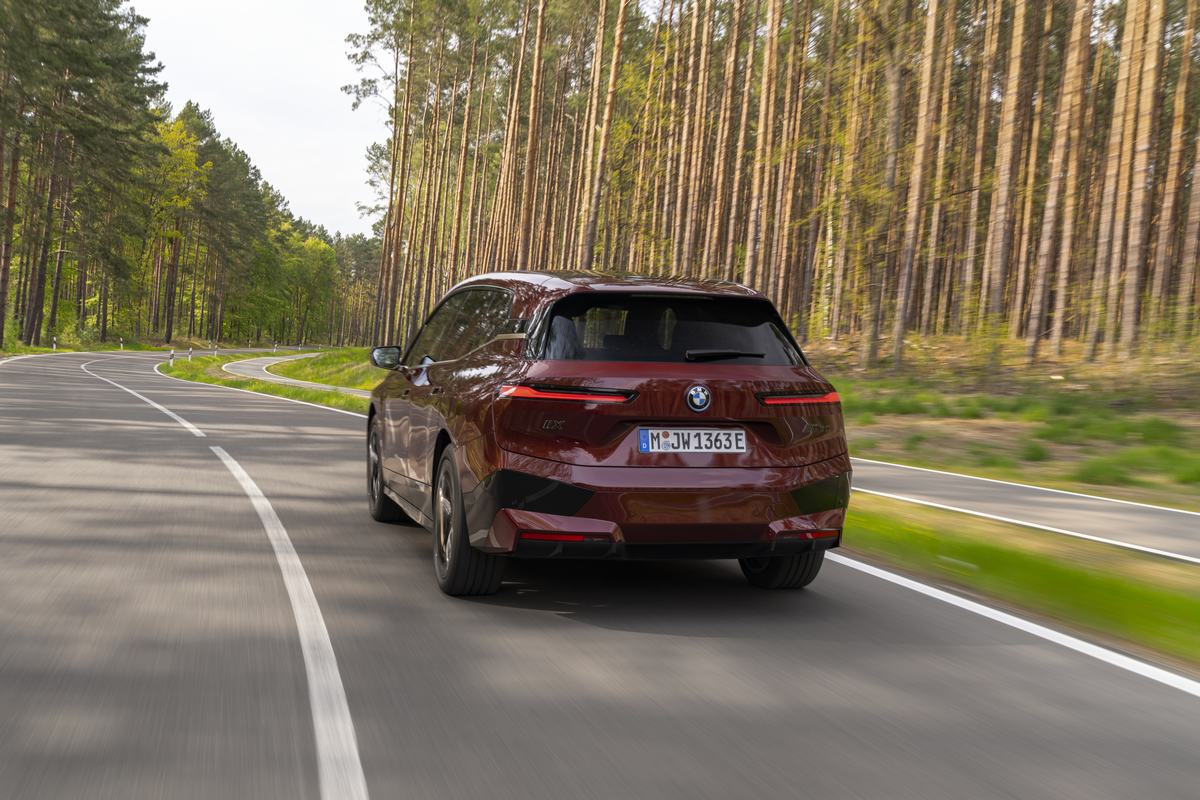 Review BMW iX M60