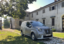 La Citroën Berlingo se transforme en 2CV Fourgonnette