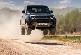 Land Rover Defender 90/110 V8 (2021) - T-Rex #1