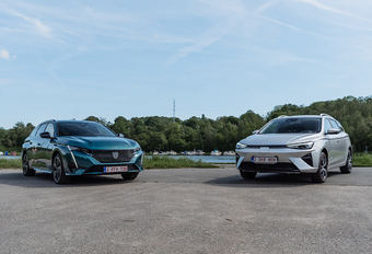 MG 5 Long Range vs. Peugeot E-308 SW