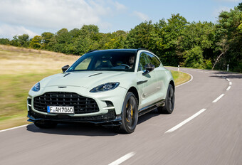 Review Aston Martin DBX707