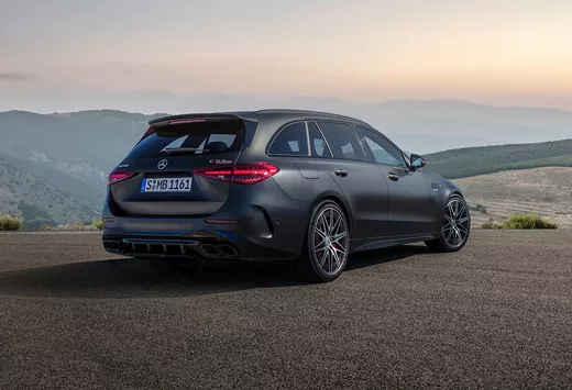 Mercedes-AMG C63 S E Performance