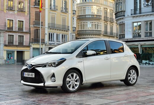 Toyota Yaris 5p 2015