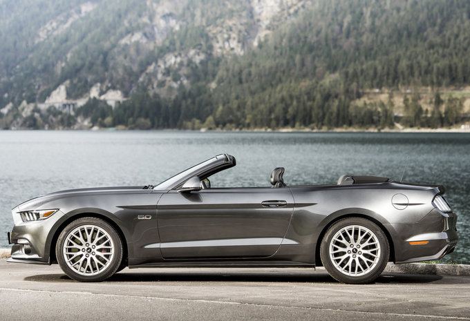 Ford Mustang Cabrio 5.0i V8 Aut. GT