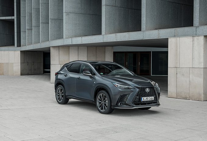 Lexus NX NX 450H+ Privilege Line 4x4