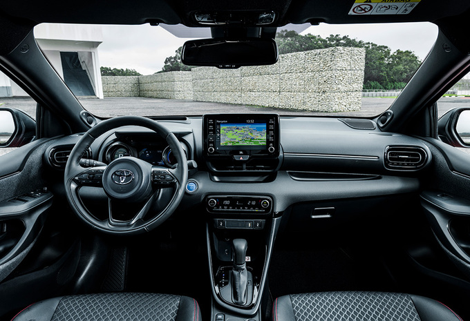 Toyota Yaris 5p 1.5 Dual VVT-ie Iconic