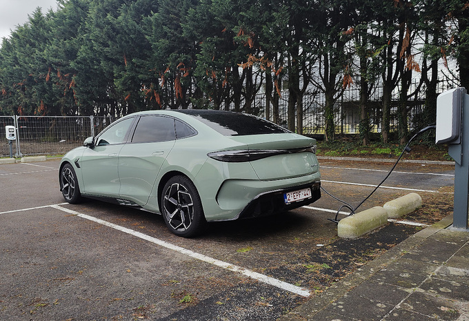 Even snel laden dan tanken dankzij het Super e-platform van BYD