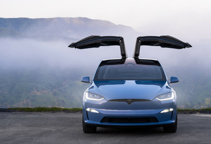 2025 Tesla Model X