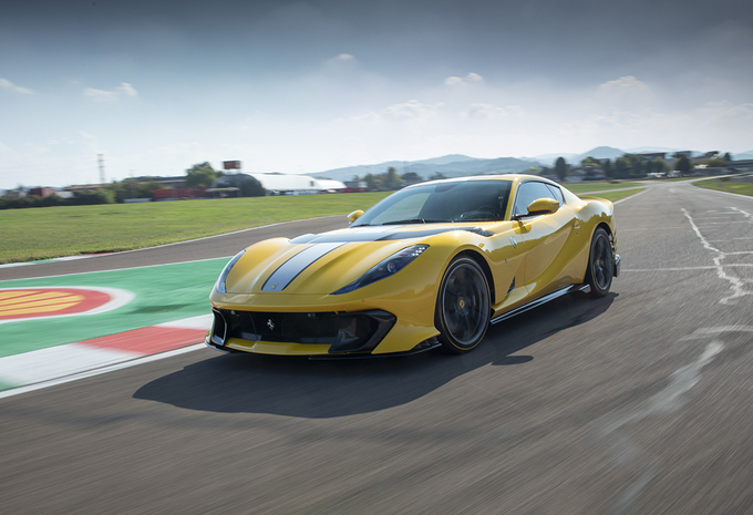 2022 Ferrari 812 Competizione