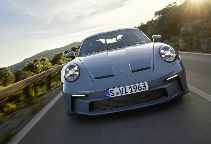 Review Porsche 911 S/T